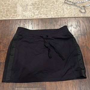 Athleta Skirt Skort Womens Size L T Elastic Waist Black back zip up pocket GUC
